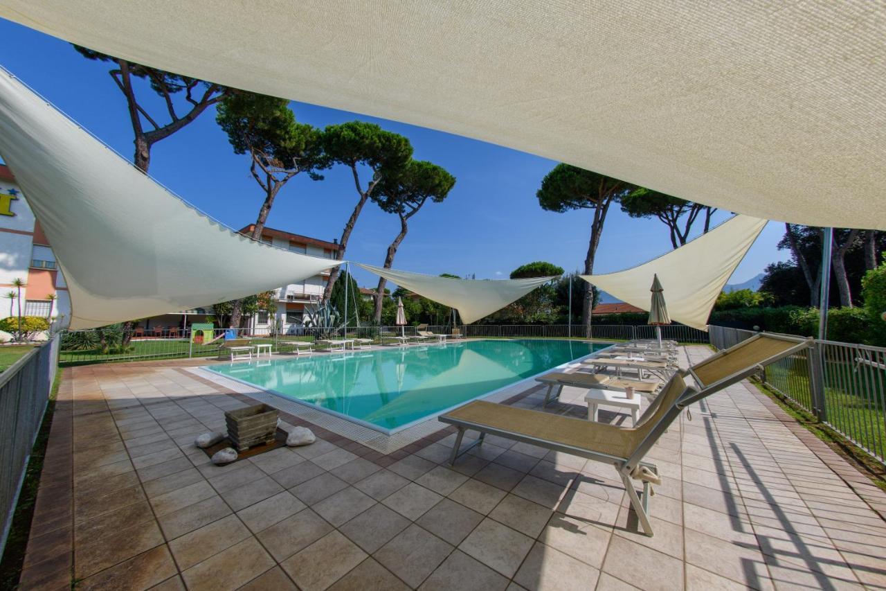 Hotel La Palma Lido di Camaiore Exterior foto